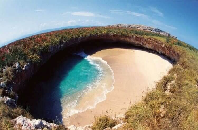 Hidden Beach, Mexico