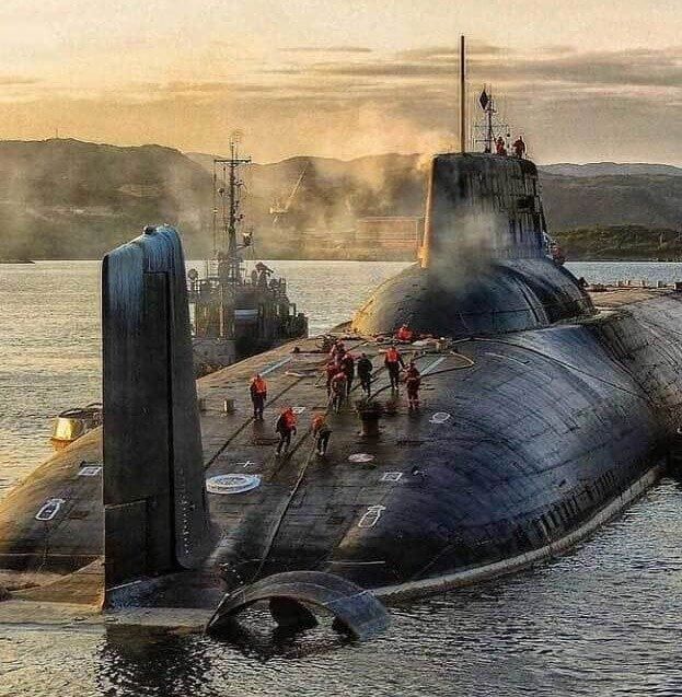 Did You Ever Realize Just How Big the Typhoon-Class Submarine Is